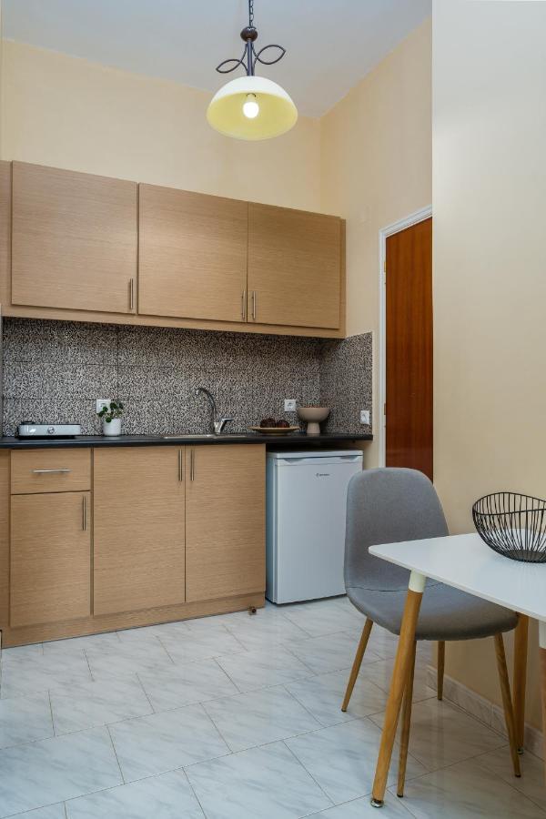 Dionysios Apartmán Keri