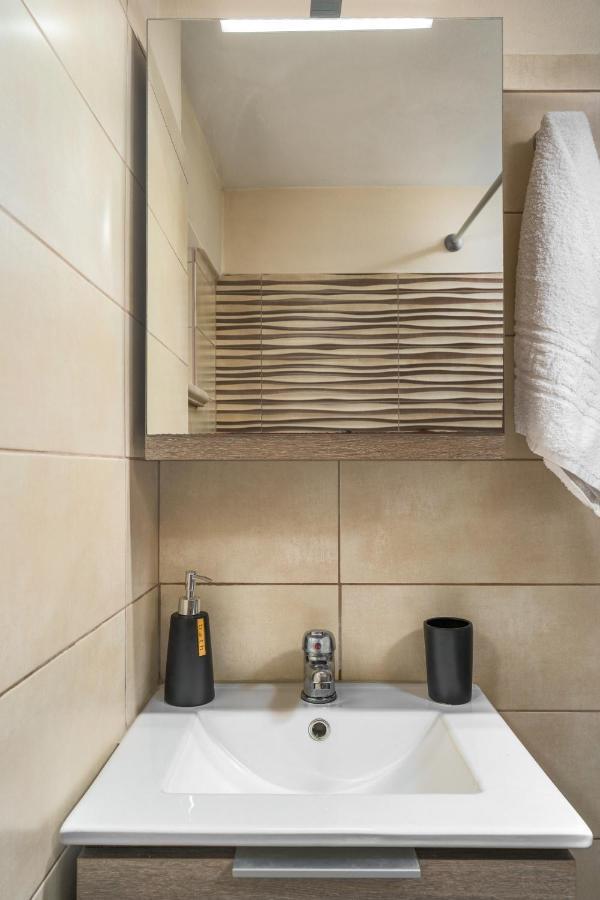 Apartment Dionysios *